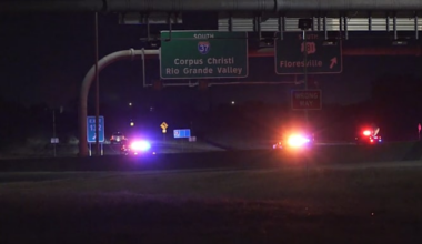 Wrong-way driver killed, 1 suffers major injuries after crash on South Side, SAPD says