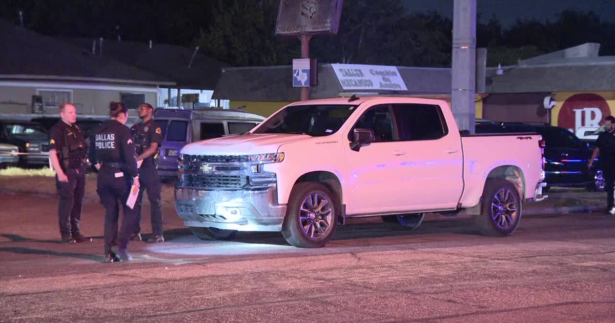 2 arrested after Dallas DWI crash injures 4 pedestrians