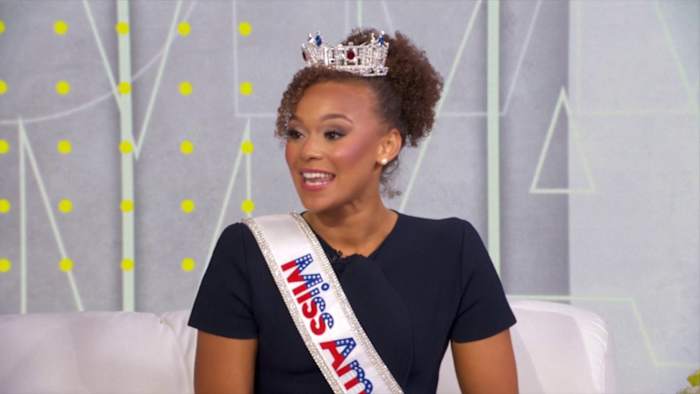 Houston dancer crowned Miss America 2027