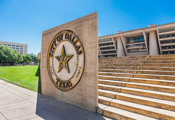 Mayor Eric Johnson dissolves two council committees, reorganizes committee assignments