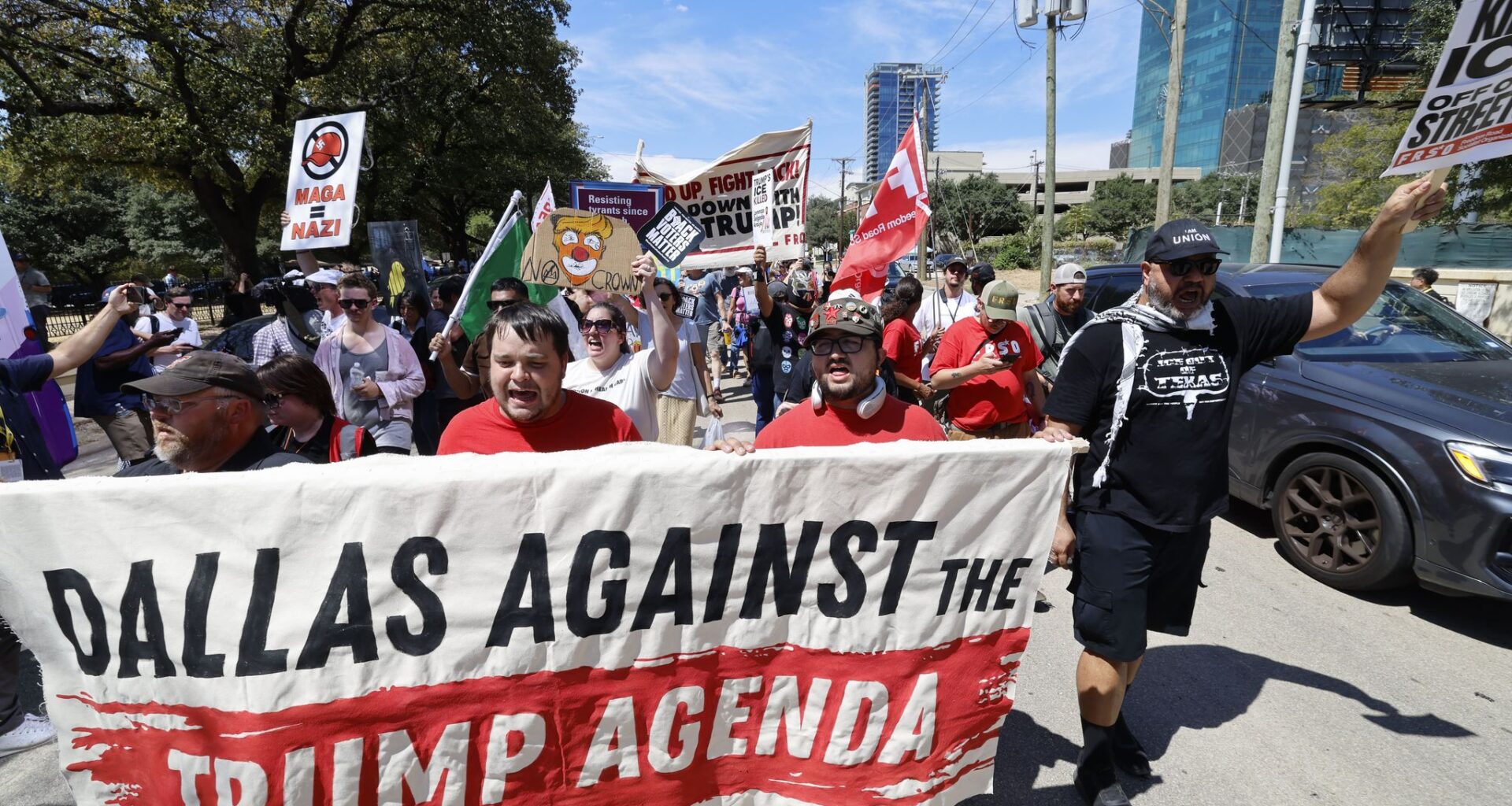 Anti-Trump march protests Dallas GOP midterm convention