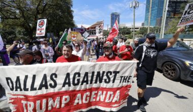 Anti-Trump march protests Dallas GOP midterm convention
