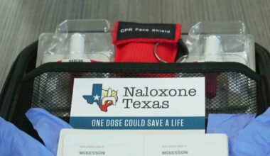 Opioid overdoses are declining in Texas. Houston doctors say don’t let your guard down