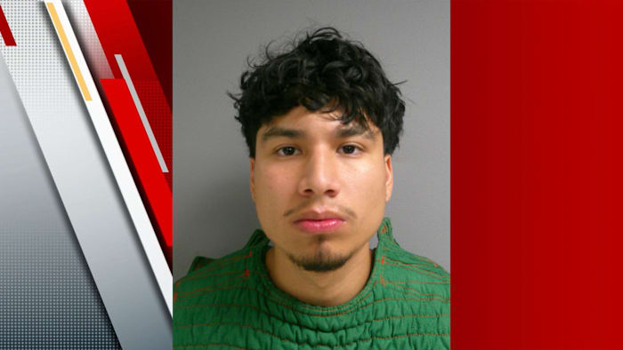 San Antonio man surrenders after chase, hours-long standoff with deputies, authorities say