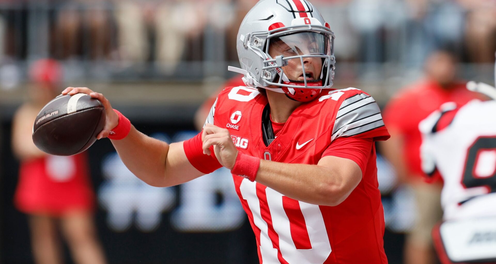 A curious college football weekend: Blowouts loom before Ohio State-Texas steals the spotlight