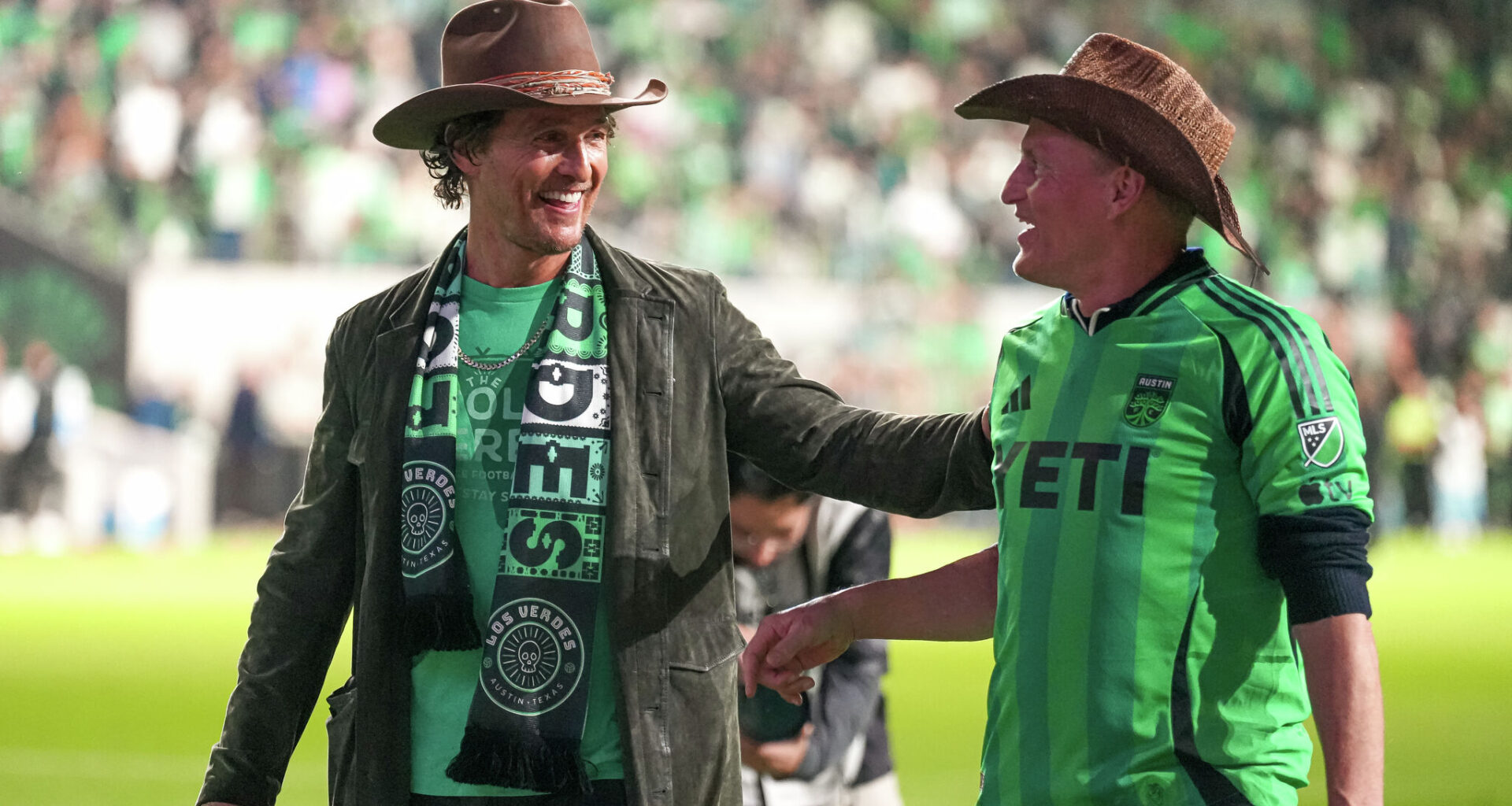 Are McConaughey, Harrelson brothers? McConaughey explains rumor