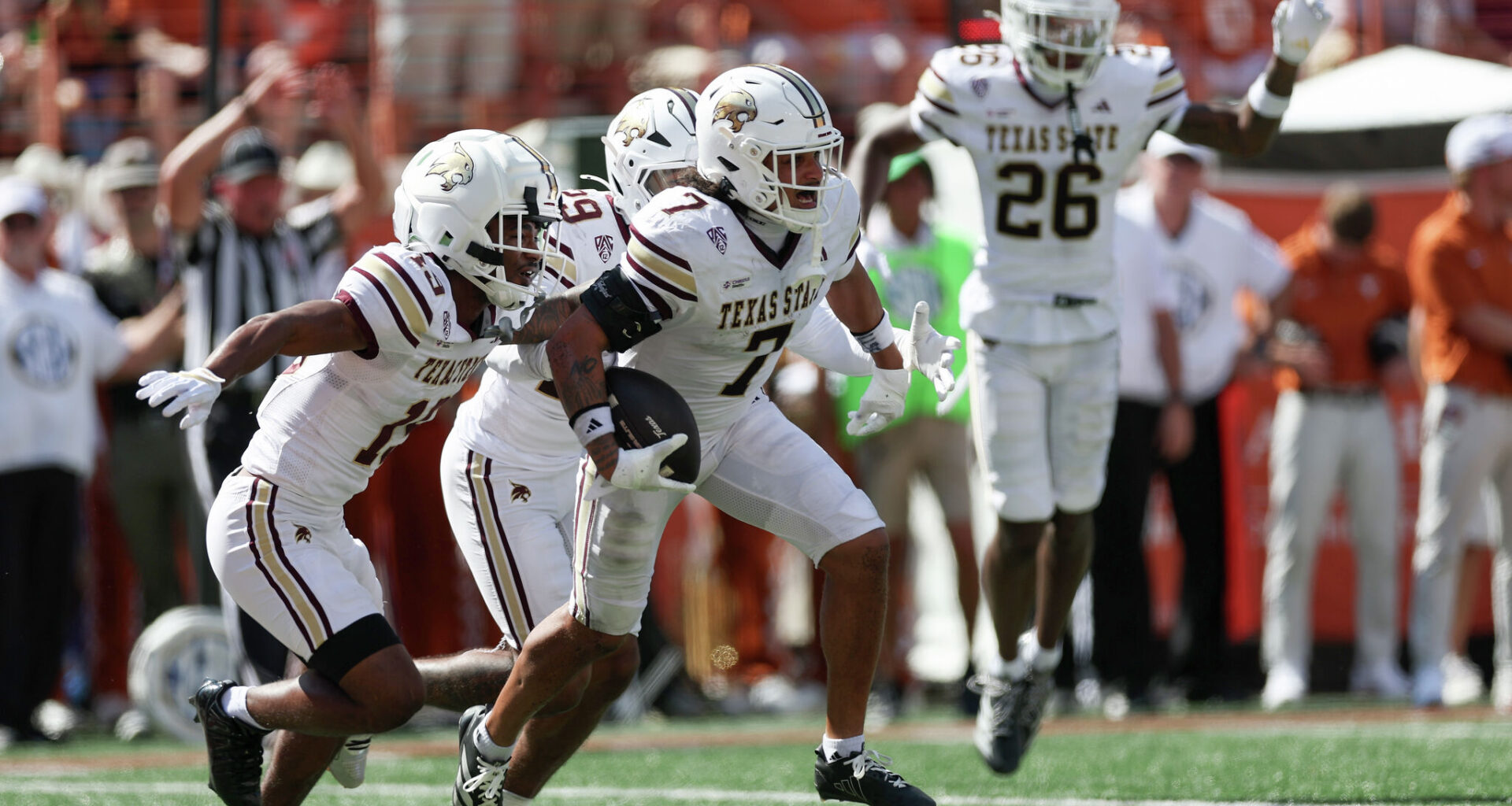 100-degree heat sees bleachers clear at Texas State vs. UTSA