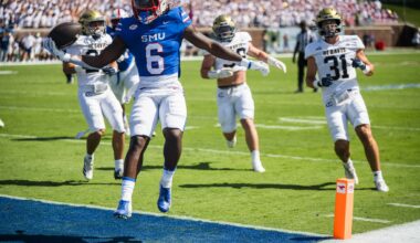 Jennings tosses 5 TDs as No. 17 SMU routs UC Davis 56-10 in scorching Texas heat