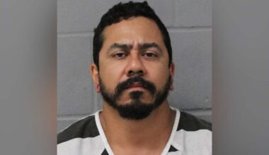 SpaceX manager arrested for stabbing victim in neck at Del Valle bar: affidavit