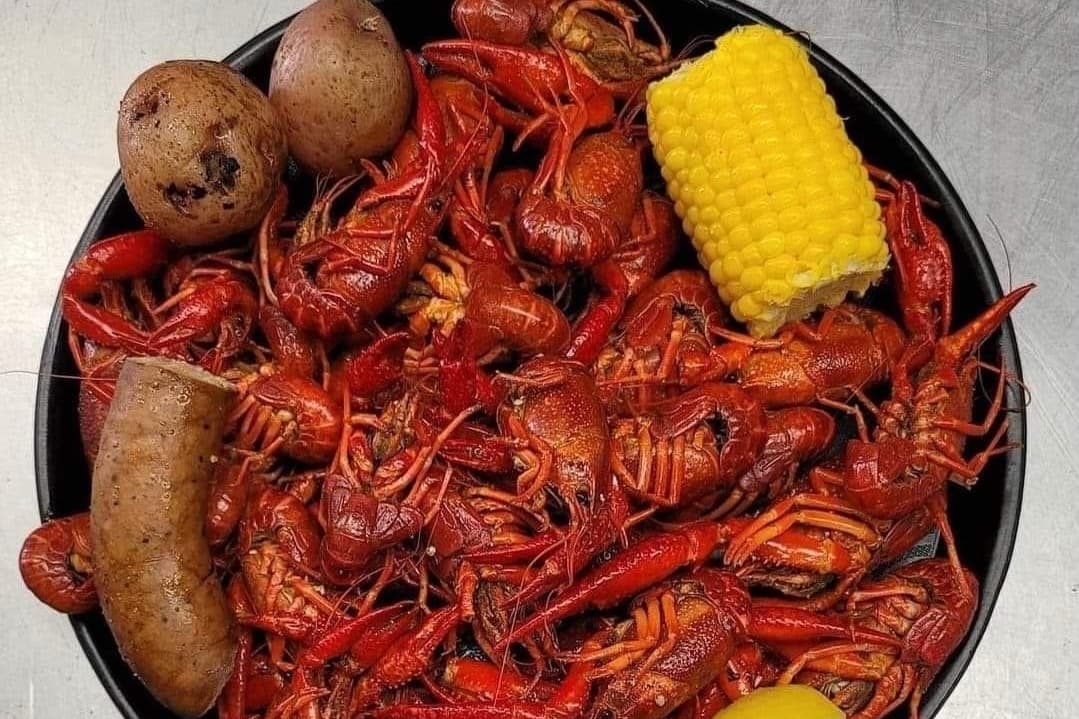 Crawfish with potatoes, sausage and corn on the cob