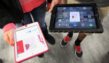 The guidelines come as more North Texas districts move to curb screen time in classrooms. (Dallas Morning News File Photo)