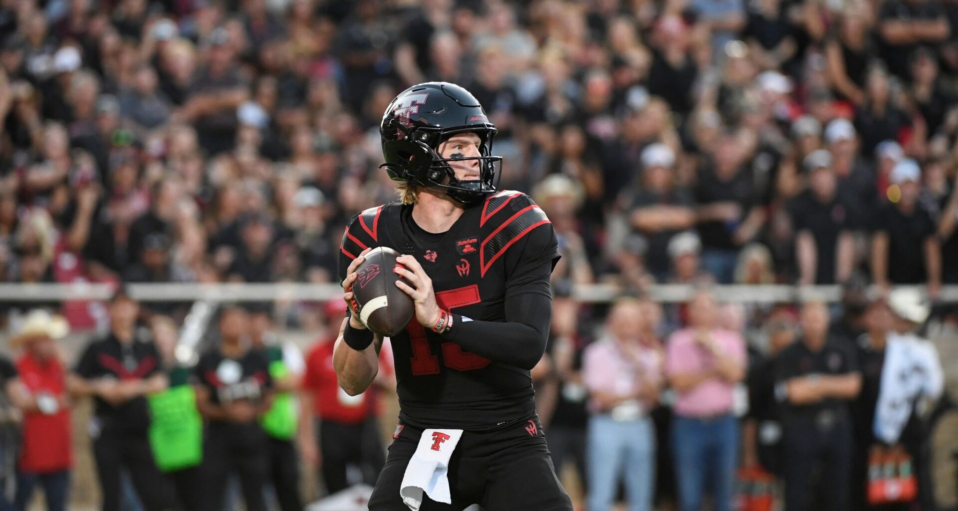No. 13 Texas Tech holds on for 28-26 win over No. 22 Houston in Big 12 opener