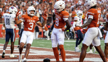 Texas football: Longhorns cruise past UTSA before starting SEC play