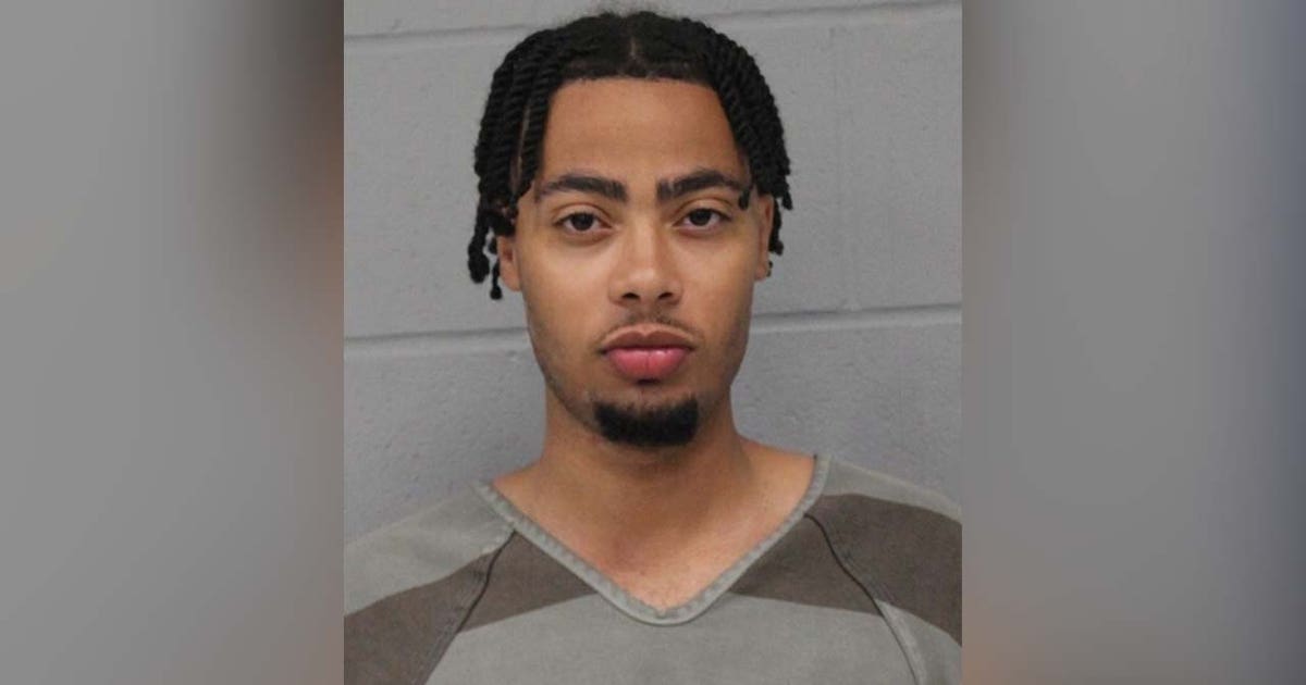 Austin deadly crash: 19-year-old arrested, charged with DUI