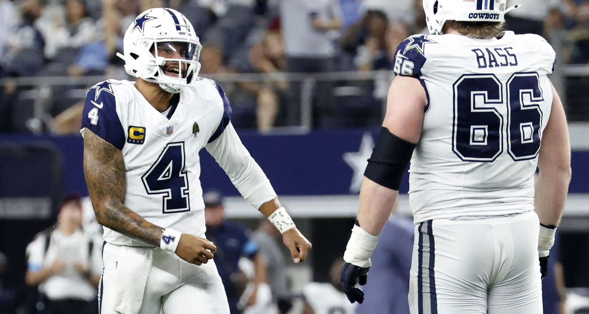 National reaction to Cowboys-Commanders: Dak deals, defense struggles