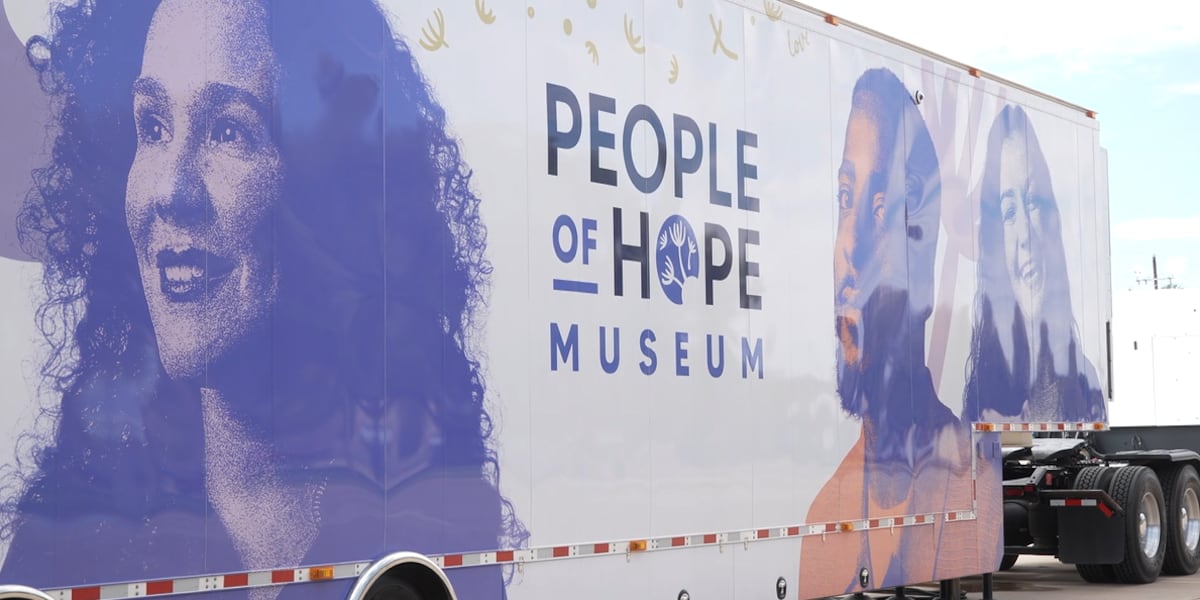 Traveling museum highlights stories of neighbors helping neighbors