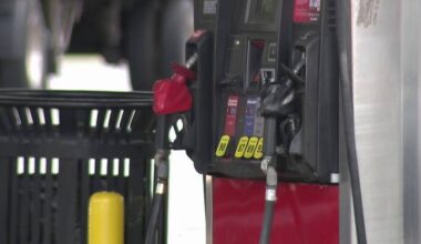 Gas prices have been rising. Should San Antonio drivers hold out or fill up?