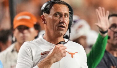 Sarkisian expecting communication issues with Trump attending Texas-Tennessee game