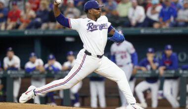 Rangers bounce back against Mets as AL West race reaches final days