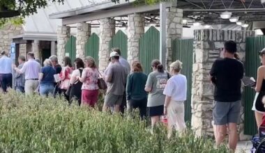 Texas counties scramble to process delayed voter registration applications from DPS