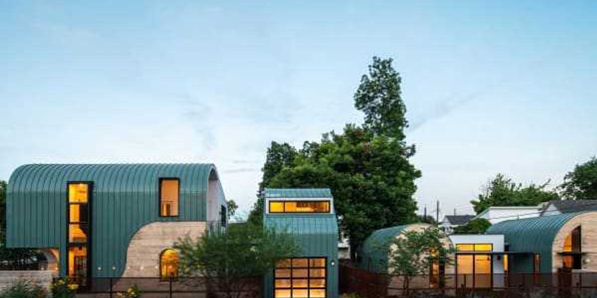 Austin homes tour shows off earth walls, terracotta roof, + more
