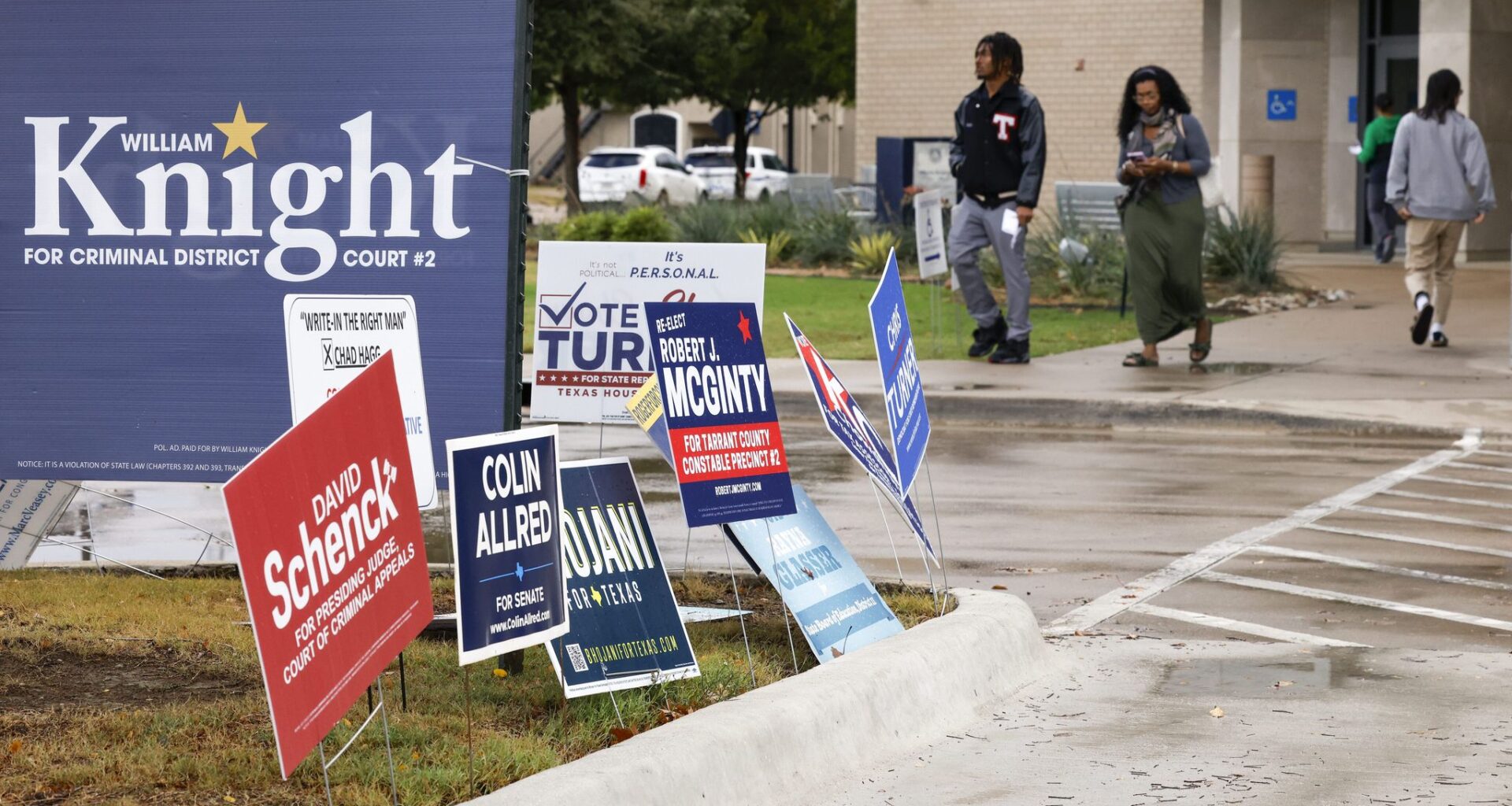 Tarrant County processing 74,000 backlogged voter registration forms