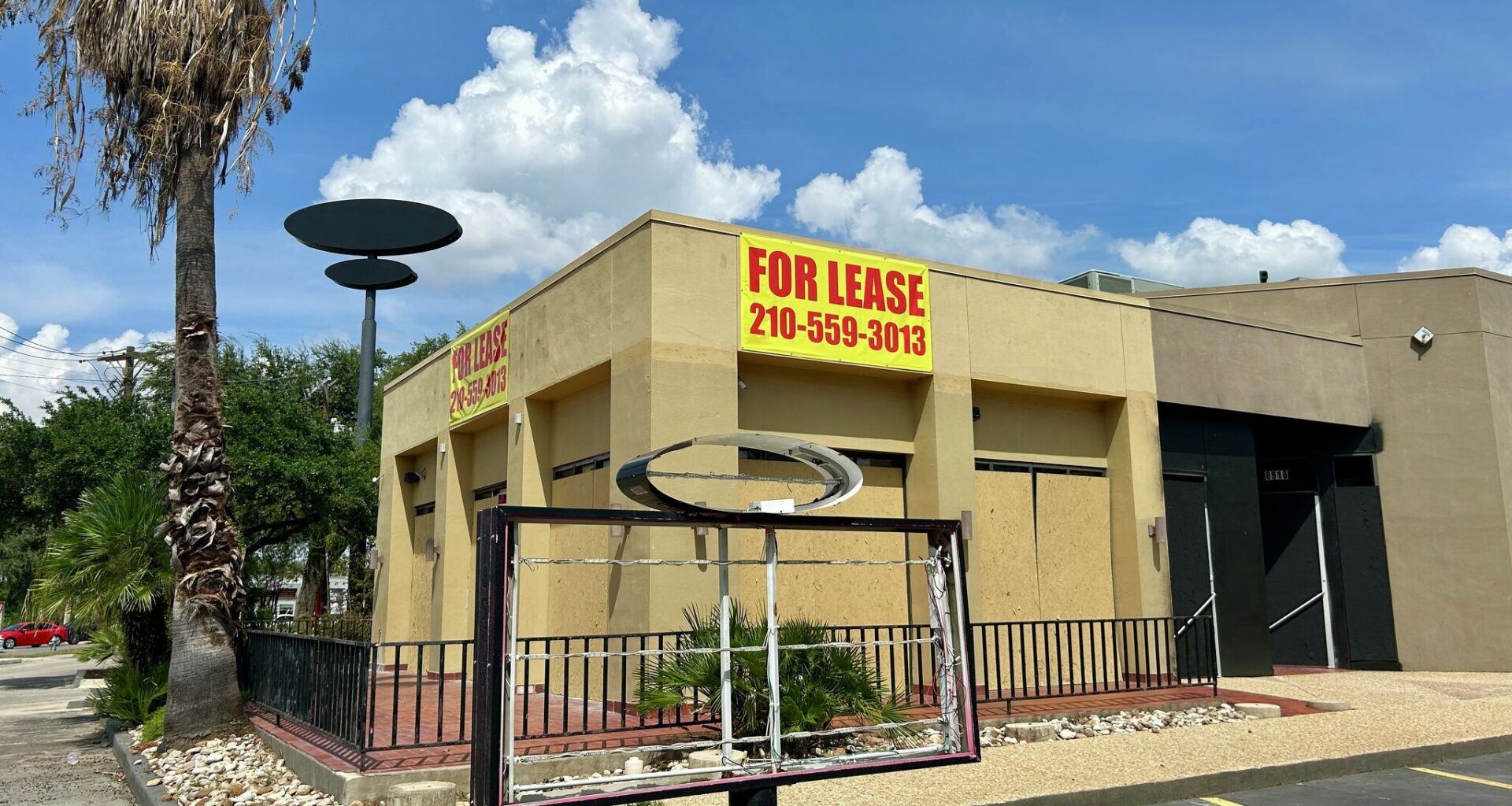 Closed Taco Cabana on Fredericksburg Road.