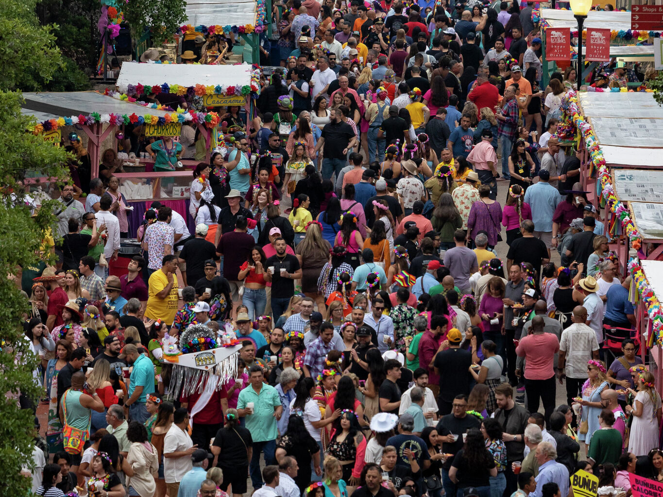 San Antonio influencer plans Fiesta-season charity party