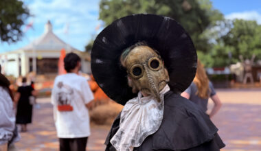 Six Flags in Arlington returns for Halloween-themed Fright Fest