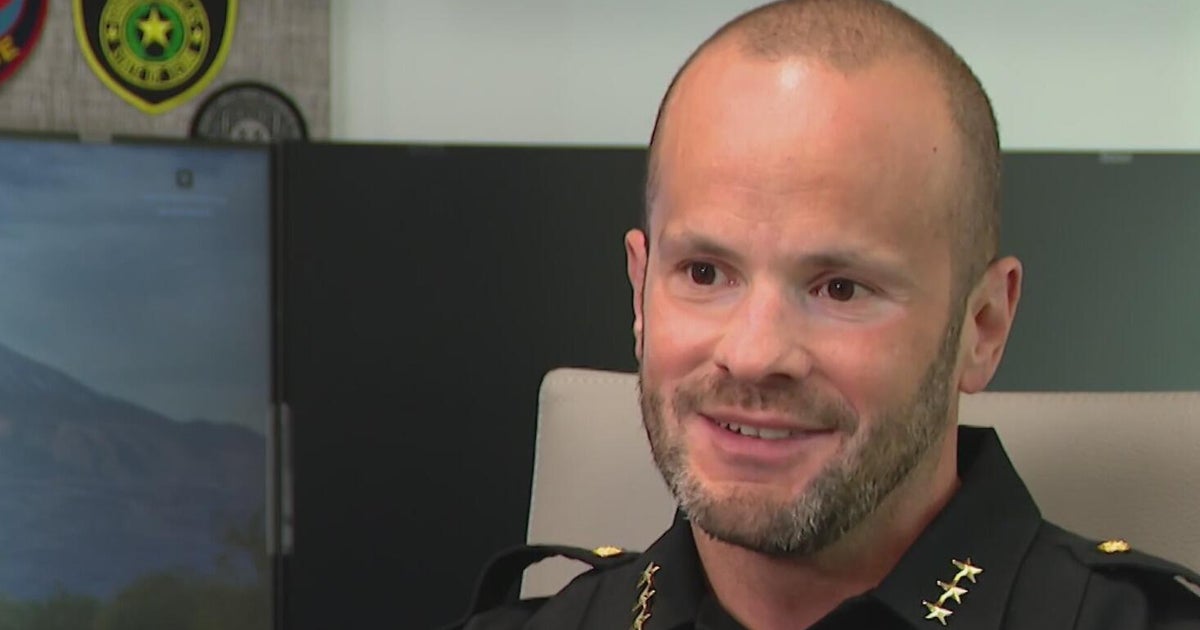 North Texas man finds more than $128,000 on top of a bank's ATM — and returns every dollar