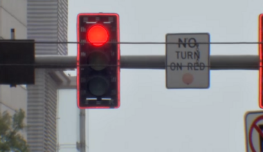 Woman says she was attacked in her car while stopped at a red light in downtown Houston