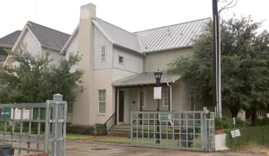 Renting by the hour: Recording studio operating in a gated community frustrates neighbors