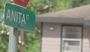 No suspect in custody yet after dead body found in trash can in Third Ward, HPD says