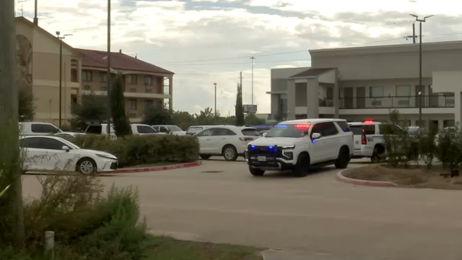 Man found shot to death at a motel on Rankin Cir. W. in north Harris County, HCSO says