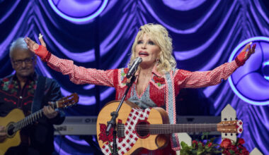 Dolly Parton’s Nephew Accused of Threatening Her Legacy