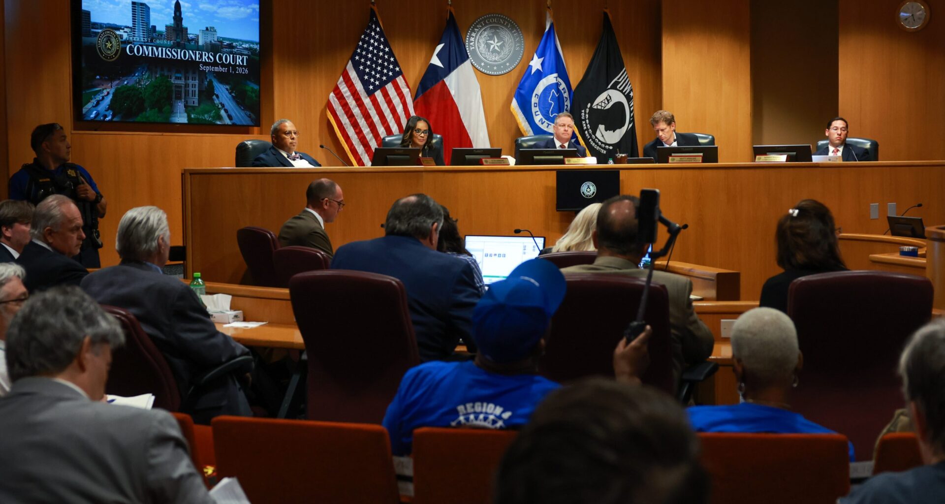 Tarrant commissioners move to lower JPS tax rate for fourth year