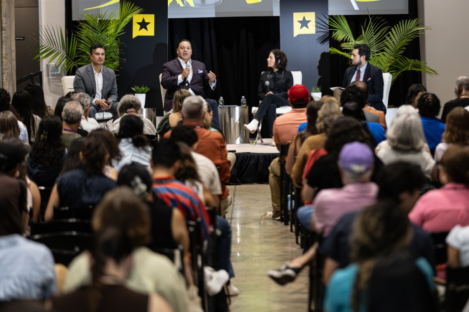 Texas candidates fighting harder, earlier for Latino voters