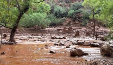 2 Texas friends killed in Grand Canyon flooding, third hiker is still missing