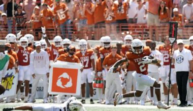 Manning ties career high with four TD passes as No. 5 Texas rolls past Texas State