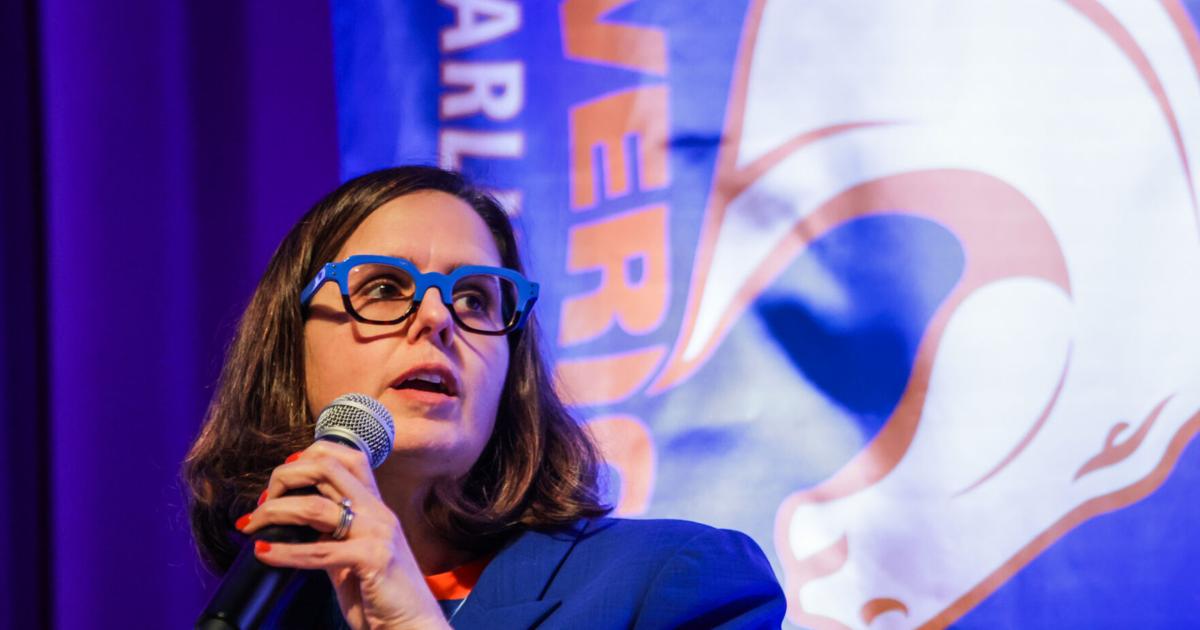UTA President Jennifer Cowley plans to step down, return to faculty | News