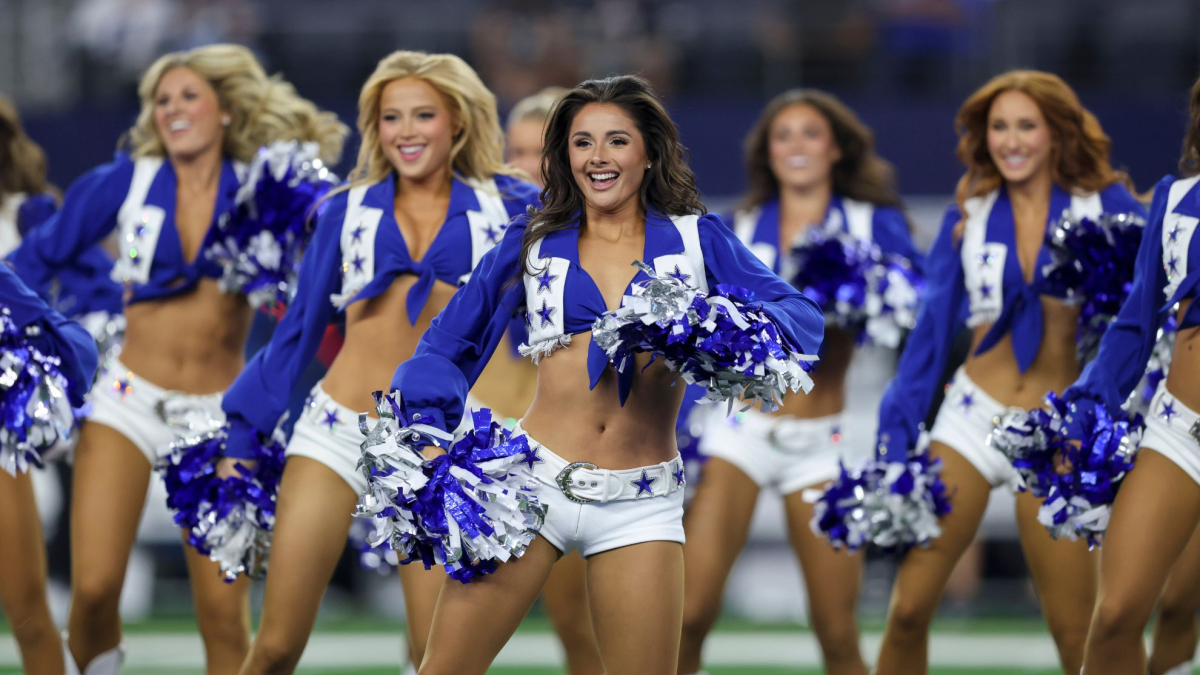 Dallas Cowboys Cheerleaders make fans furious and demand an immediate response from Jerry Jones