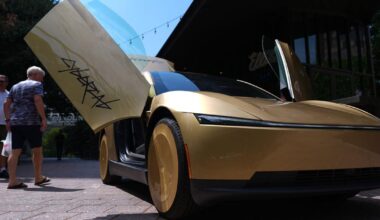 Musk launches steering-wheel-free taxi service in bet riders lose 'no control' fears and hop inside | Nation and World