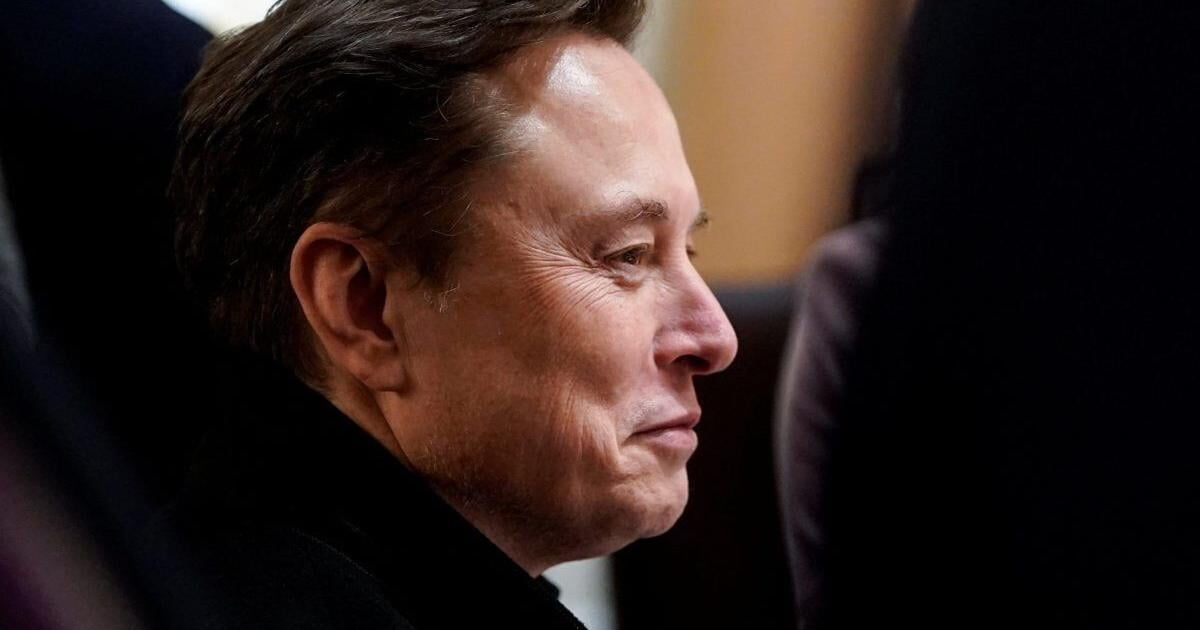 Elon Musk’s super PAC starts spending to boost Ken Paxton in Texas