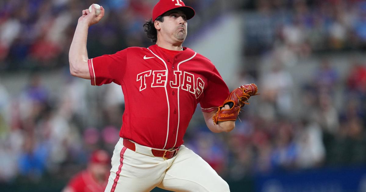 Rangers starter Cal Quantrill leaves after throwing 12 pitches because of right lat tightness | National Sports