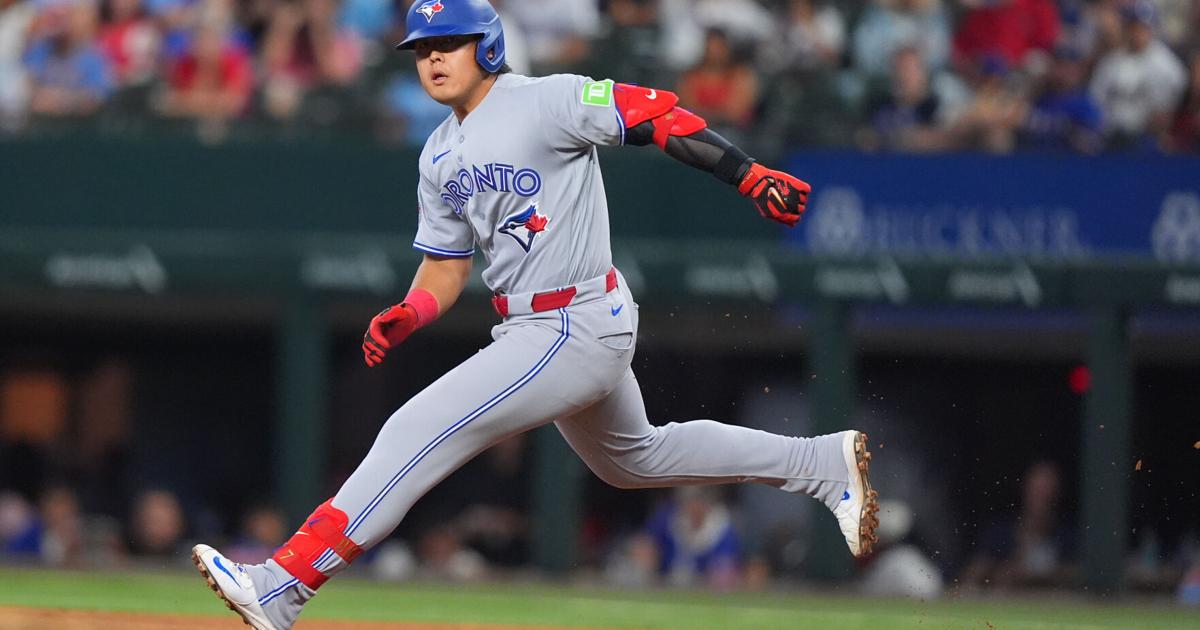 Playoff hopeful Blue Jays avoid series sweep with 7-2 win over AL West-leading Texas | Sports