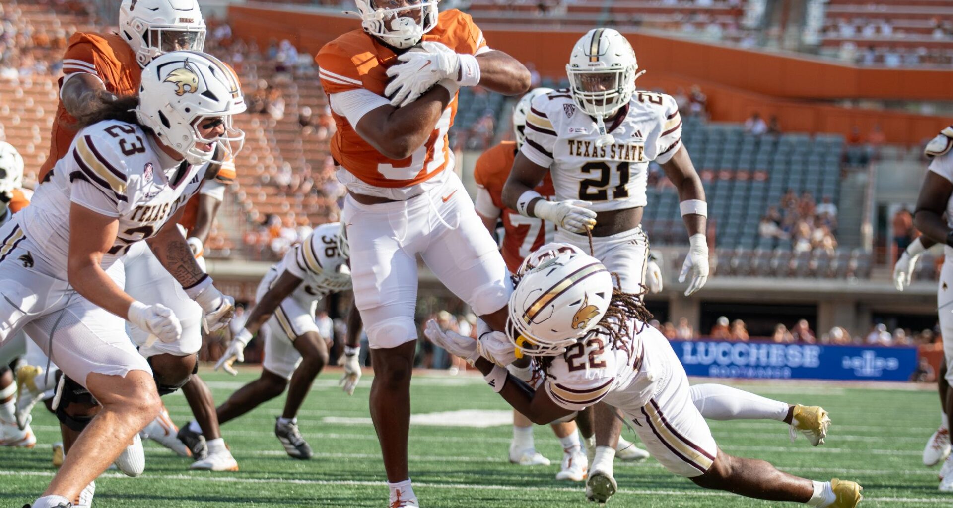 Texas football utilizes new weapons in dominant win over Texas State – The Daily Texan