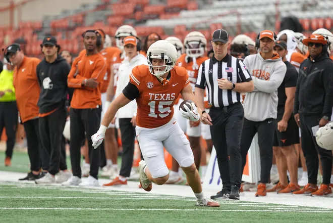 AUSTIN, TEXAS - APRIL 18: Michael Masunas #15 of the Texas Longhorns runs for yardage after making a catch during the Texas Spring Football Game at Darrell K Royal-Texas Memorial Stadium on April 18, 2026 in Austin, Texas. (Photo by Scott Wachter/Getty Images for ONIT)