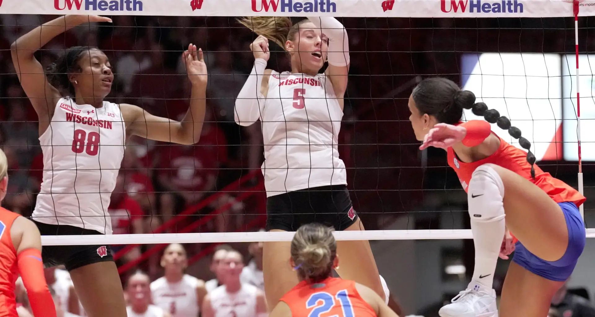 No. 9 Wisconsin stumbles vs. No. 6 Texas: Recap, stats and highlights