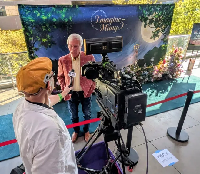 Ben Crenshaw meets with the media on the green carpet as part of Imagine Muny 5, a gala at Austin City Limits' Moody Theater in honor of Lions Municipal Golf Course. The event raised $1 million for the course.