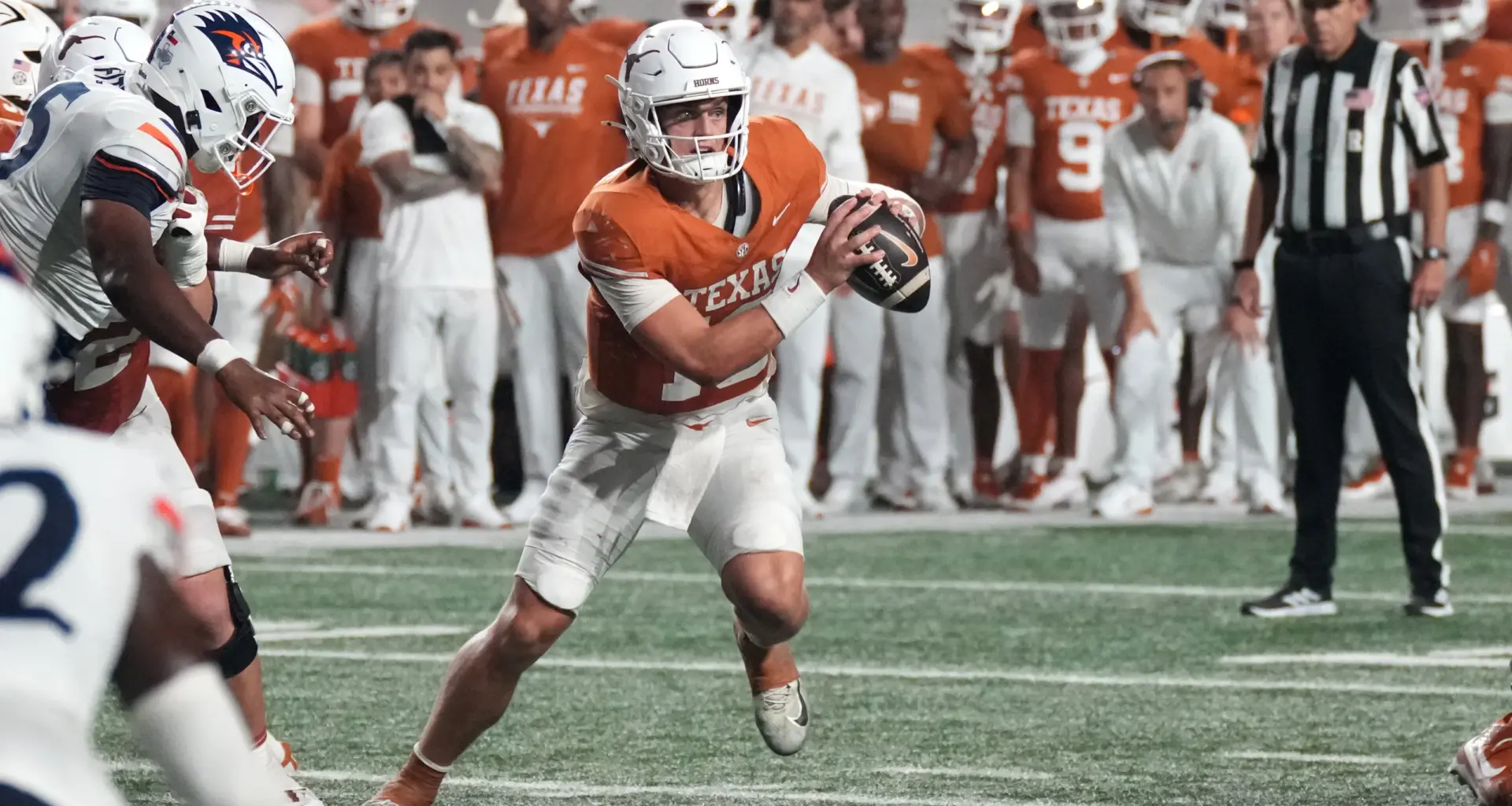 What we learned from Texas vs. UTSA: Manning shaky, run game working